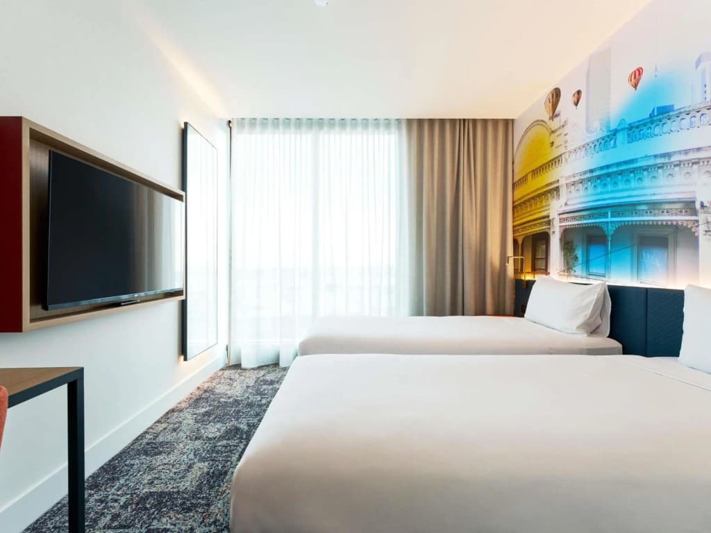 Ibis Styles Melbourne Airport - photo 11