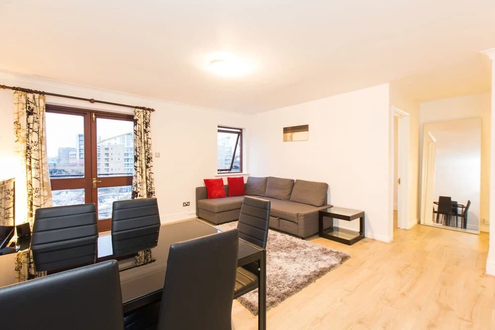 Three Bedroom Limehouse - photo 11