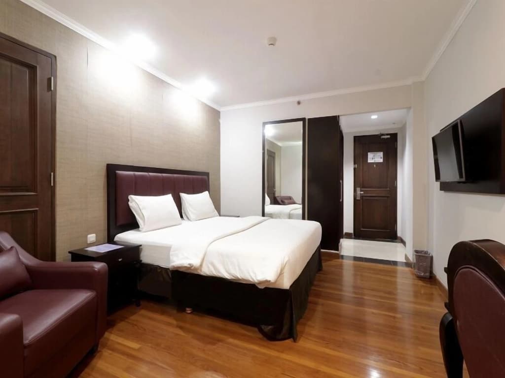P Hotel Jakarta - photo 3