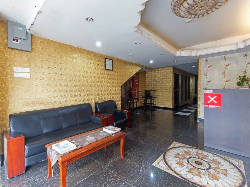 OYO 110 Cosmic Hotel - photo 14