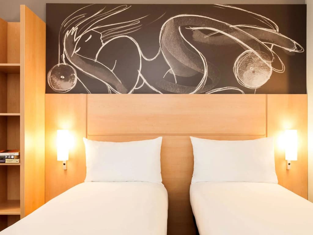 ibis Edinburgh Centre South Bridge - Royal Mile - photo 34