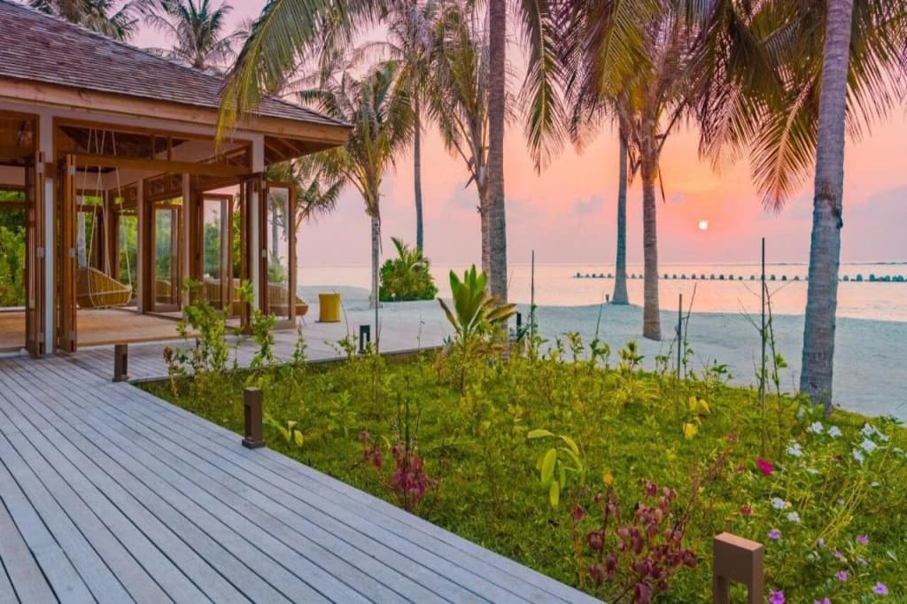 Innahura Maldives Resort - photo 16