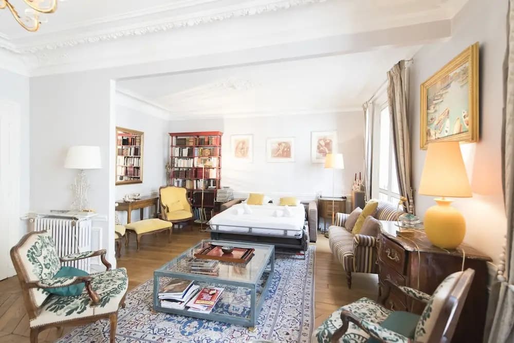 French-style Allure in Saint-Germain des Pres - photo 3