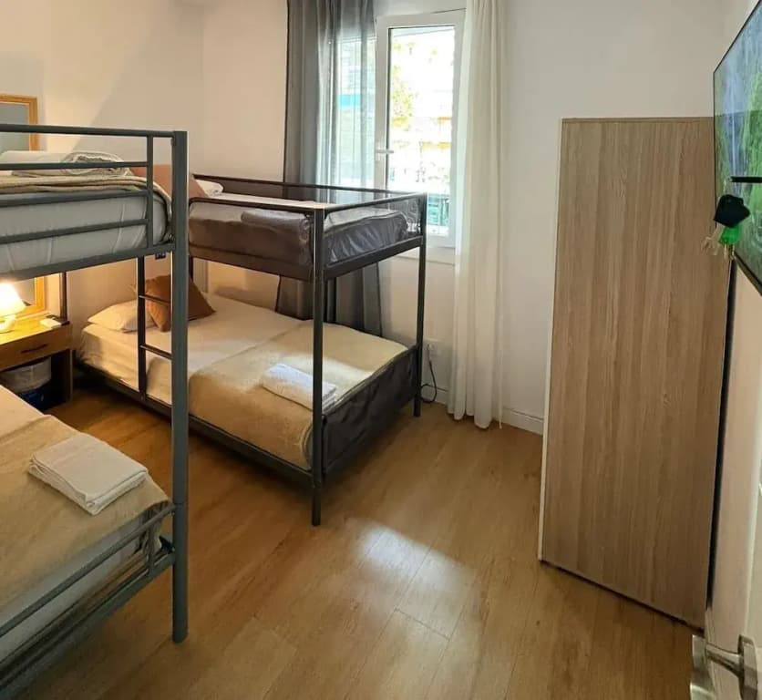 Meridian Rooms - photo 14