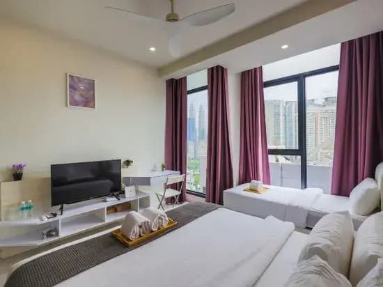 Expressionz Professional KLCC Suites BY EC - photo 3