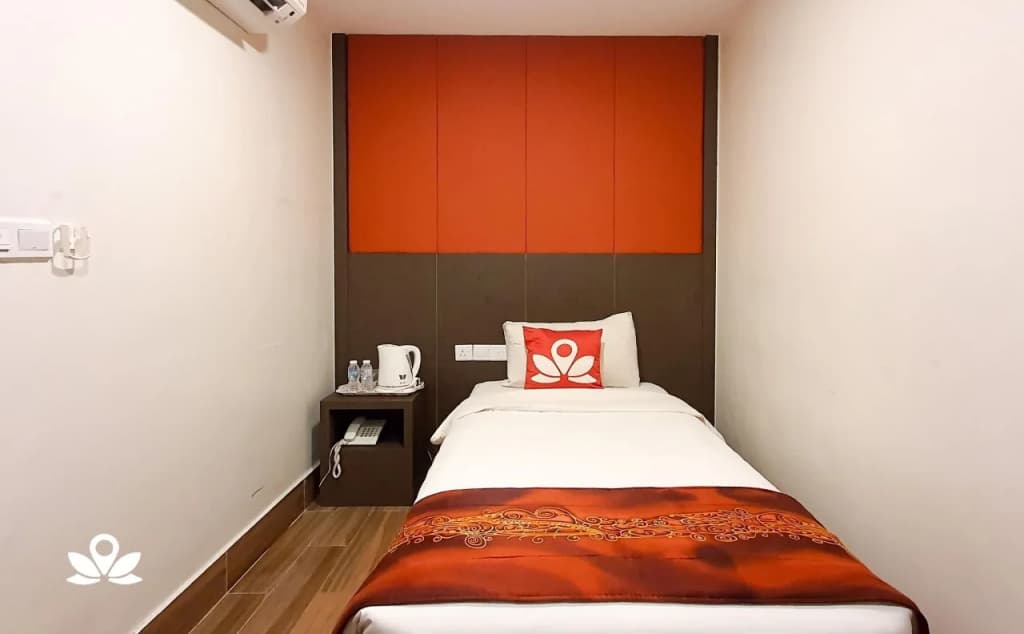 GDS Sentral Hotel - photo 4
