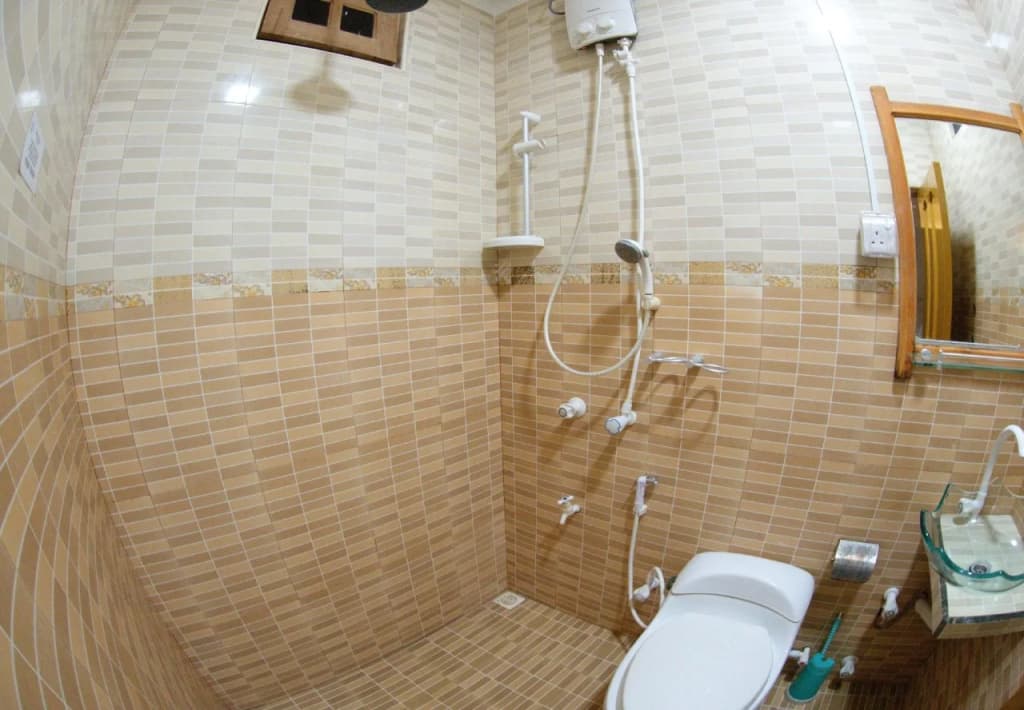 Equity Beach Inn - photo 6