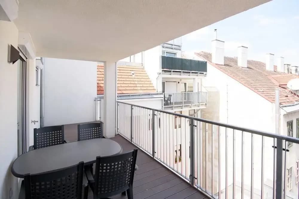 Central Apartment - Cityapartments - photo 12