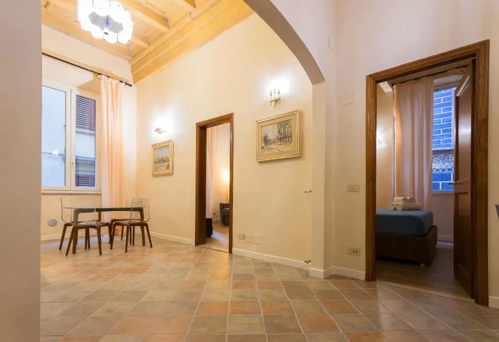 Duomo 2 Bedroom Apartment - photo 9