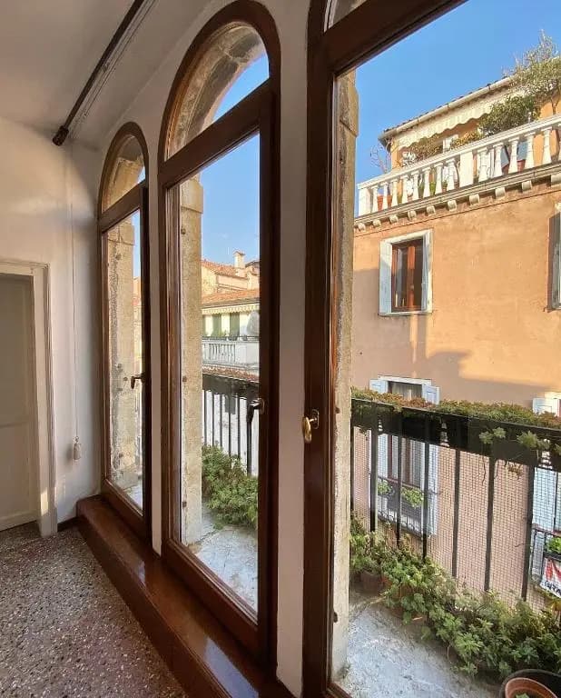 CA’ SAMUELE Authentic Venetian Apartment - photo 12