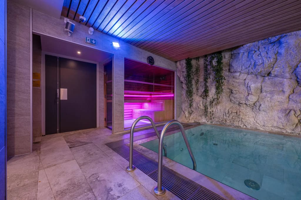 Hotel B55 - photo 42