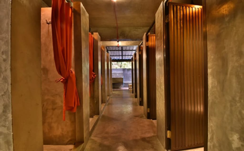 Sleeper Hostel - photo 5