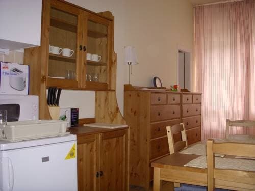 Bellevue Apartments - photo 9