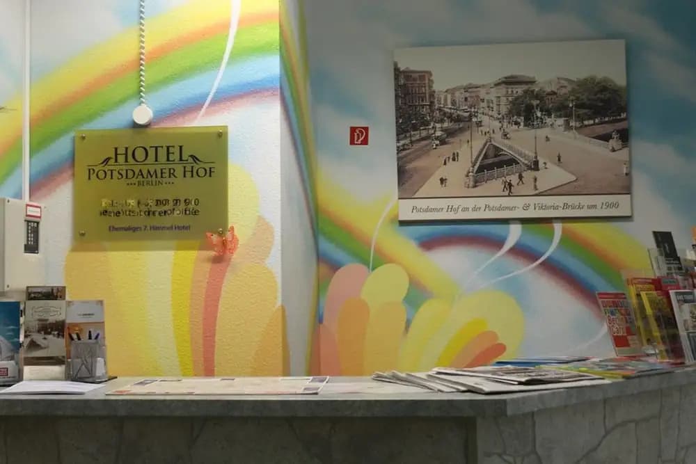 Hotel Potsdamer Hof - photo 1