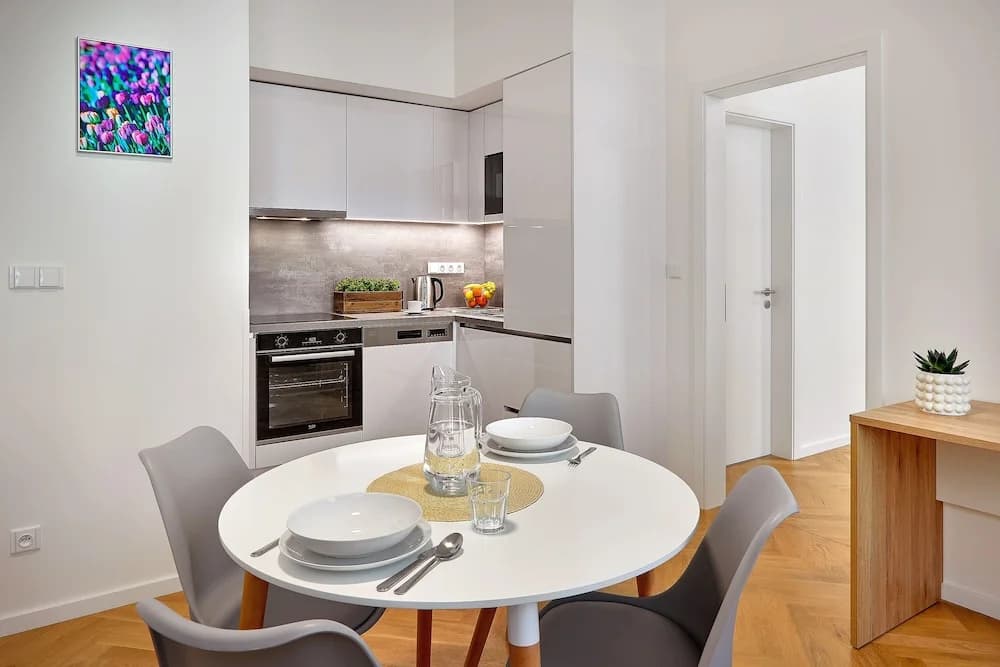 DownTown Suites Rubesova - photo 19