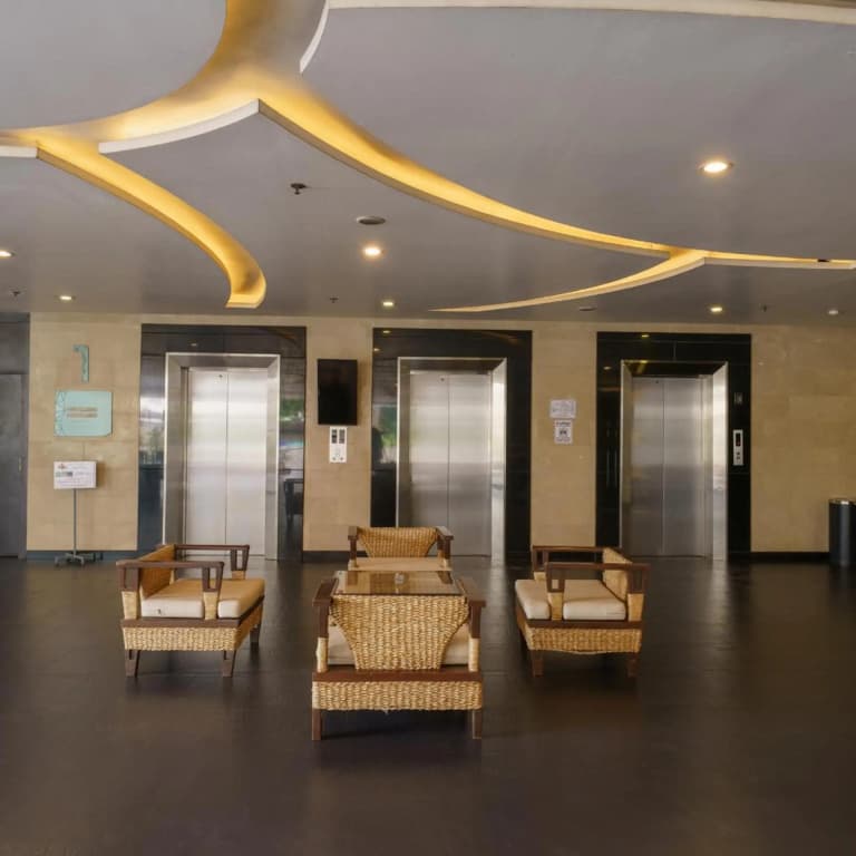 Jolly Suites Petkasem - photo 13