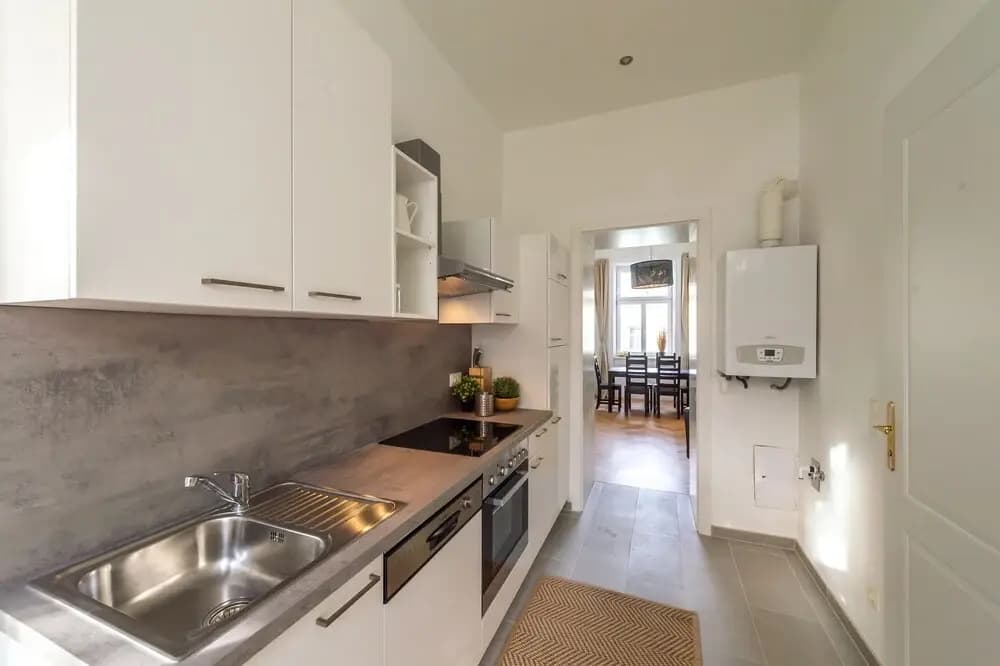 Wallenstein Apartments - photo 9