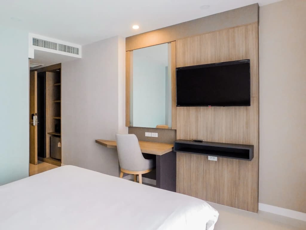Grace Patong Hotel - photo 2
