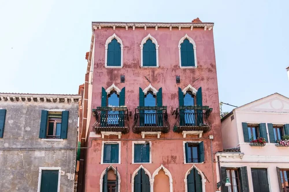 20 Windows on Venice - photo 1