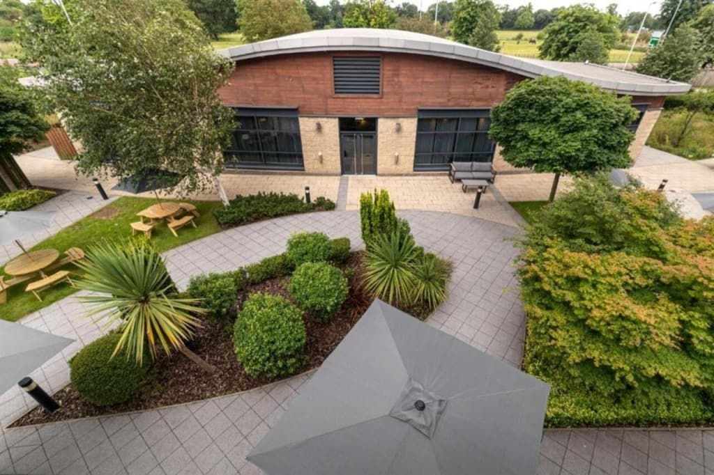 Hilton Garden Inn London Heathrow Airport - photo 21