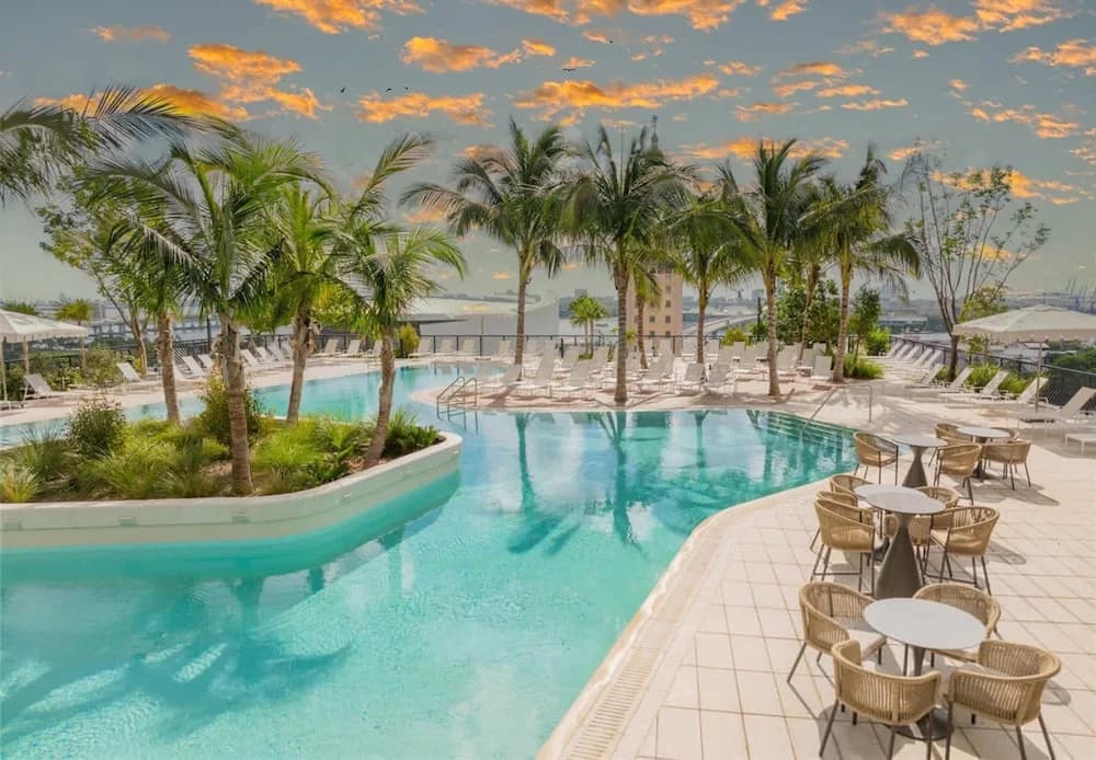 Downtown 2BR Oasis Pool Gym Balcony Views - photo 16