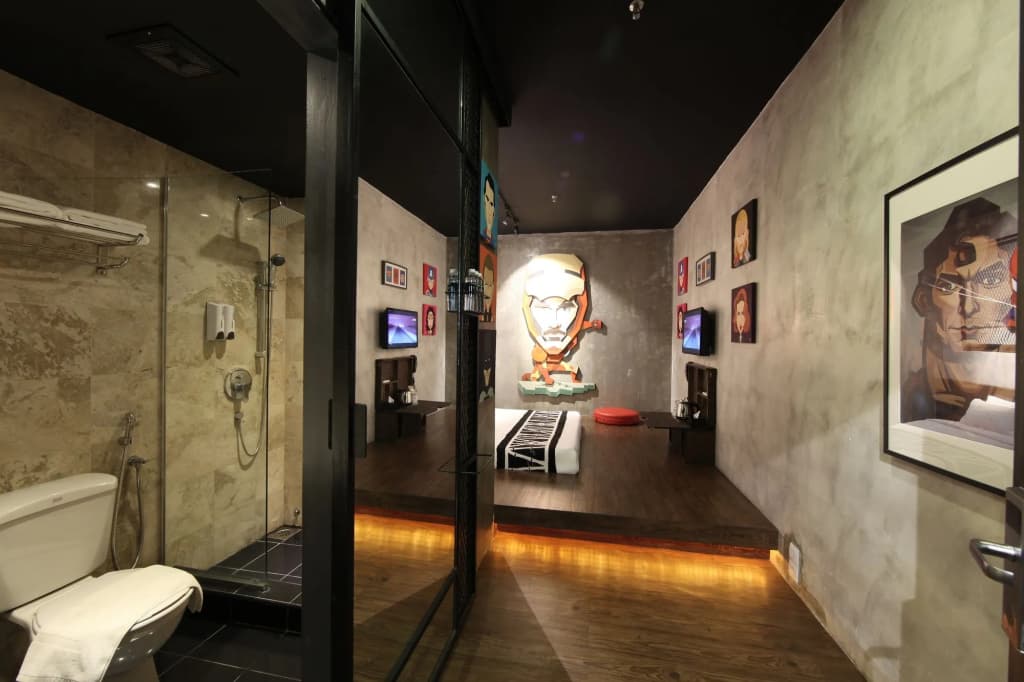 The Hulo Hotel Gallery - photo 10