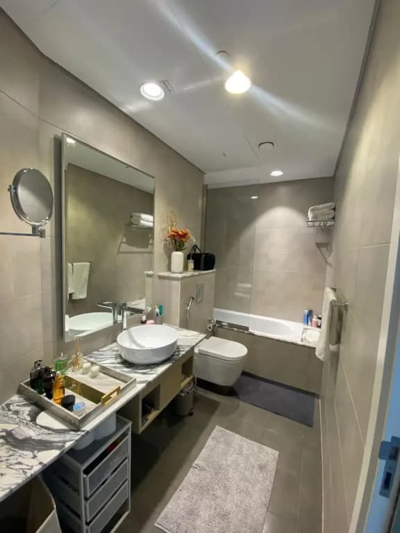 Gorgeous 2 Br in Paramount - photo 8
