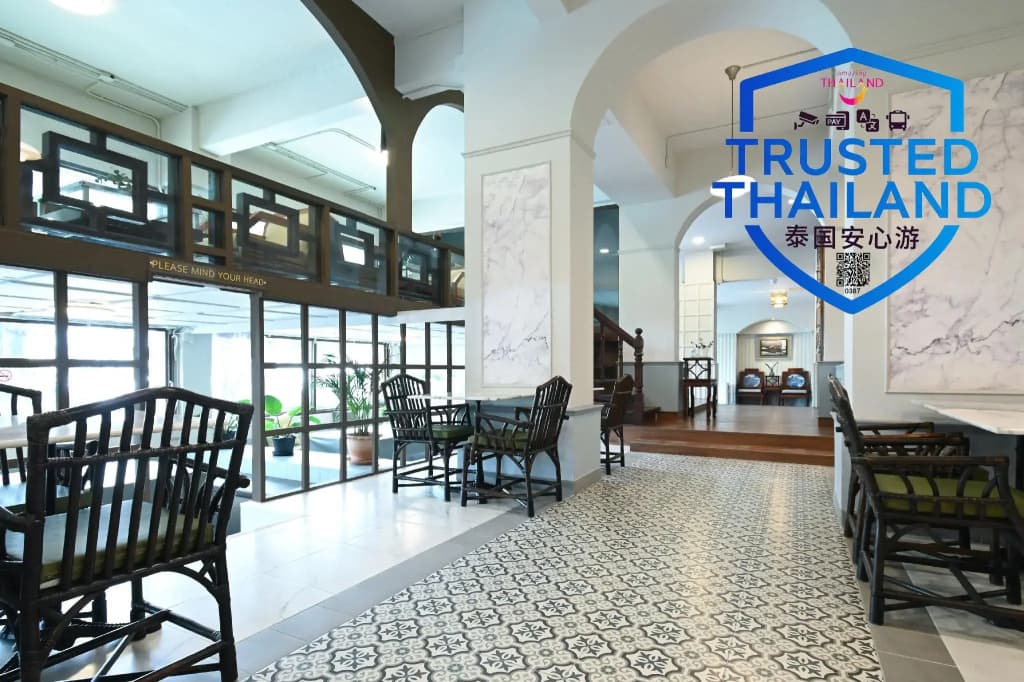The Krungkasem Srikrung Hotel - photo 22
