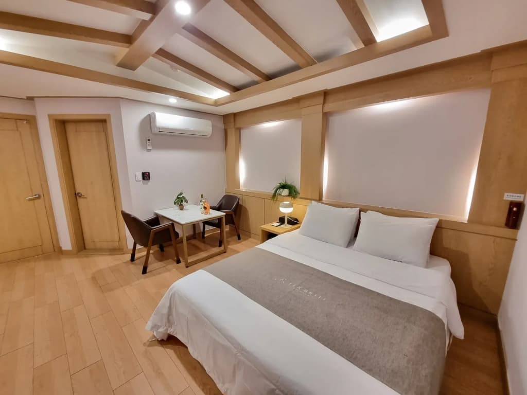 Lex Tourist Hotel - photo 7