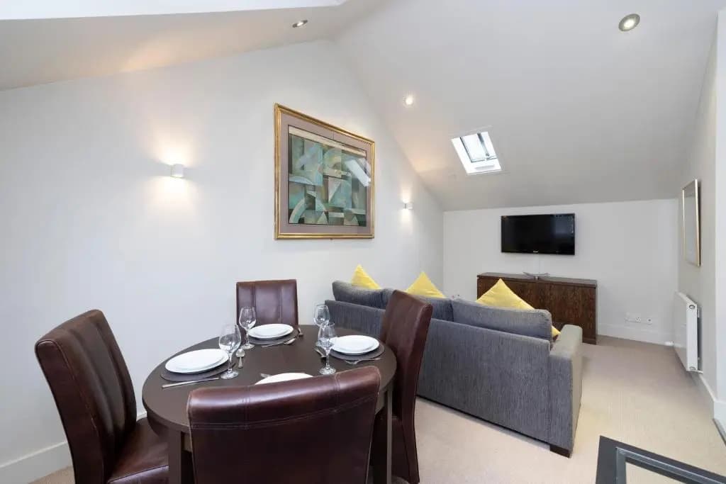 ALTIDO Contemporary and Vibrant 1BR flat near Princes Street - photo 4