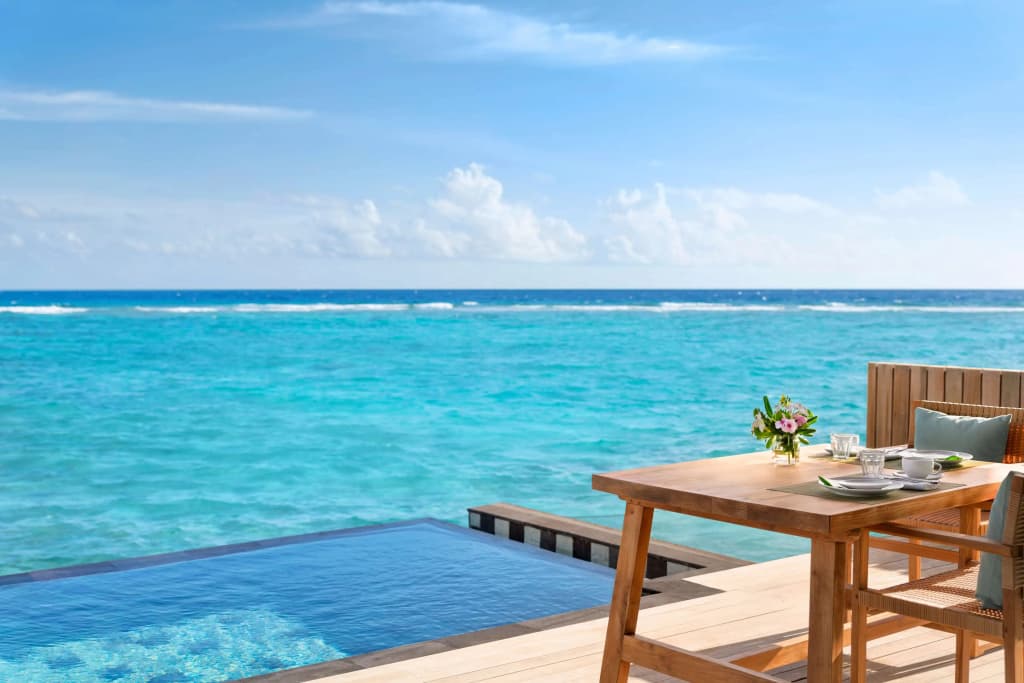 Hilton Maldives Amingiri Resort & Spa - photo 7