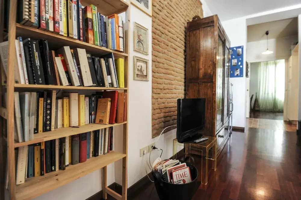 Garibaldi Apartment - photo 2