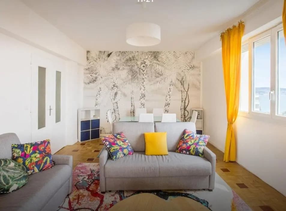 Stunning 2 bed Flat Nice front of the beach Seaview - photo 3