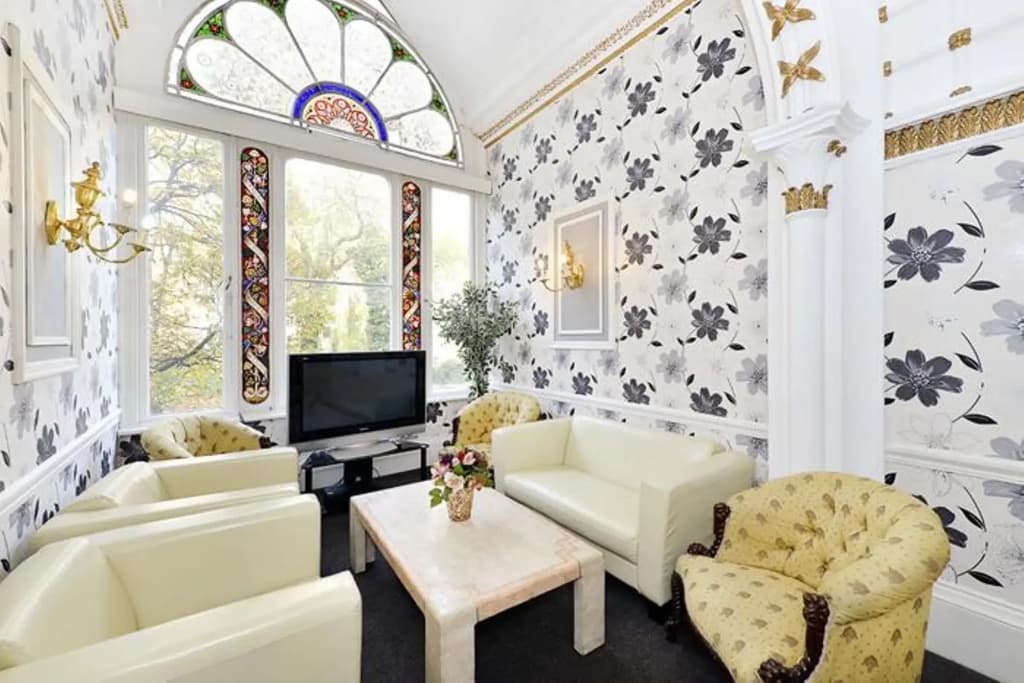 Hotel Oliver - photo 2