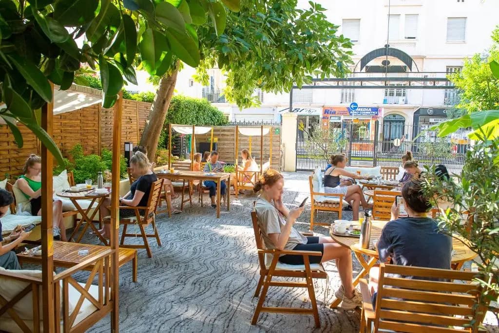 Auberge de Jeunesse HI Nice - Les Camélias - photo 21