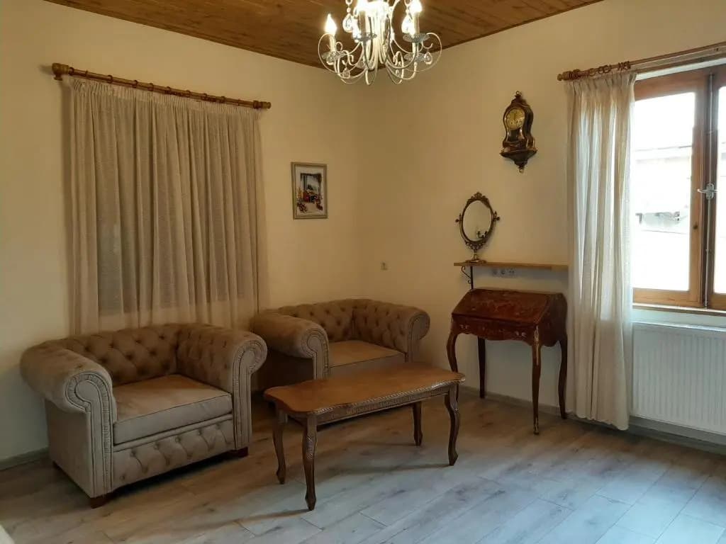 Vintage Art Rooms - photo 12