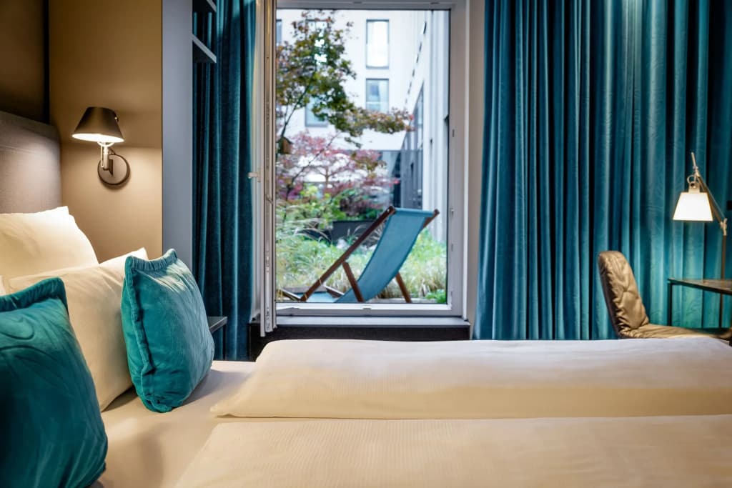 Motel One Berlin-Alexanderplatz - photo 38