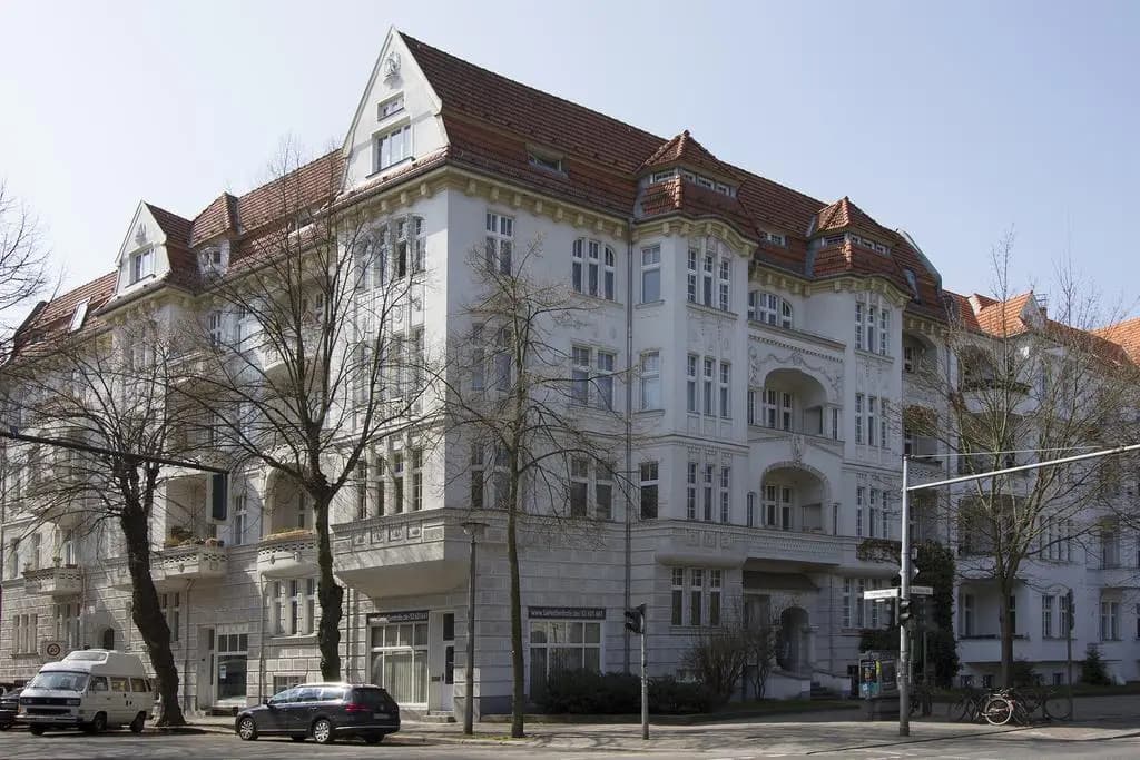 Apartment am Treptower Park 25 - photo 1