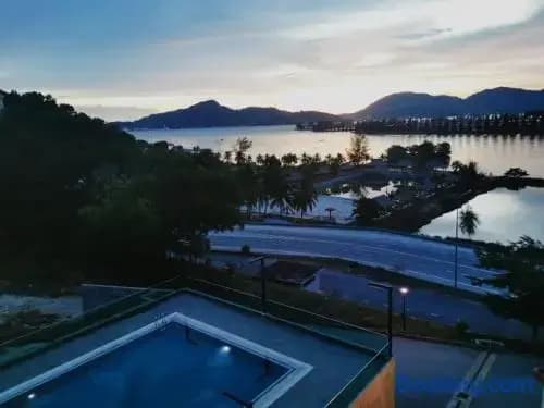 Lumut Marina Heights Hotel - photo 10