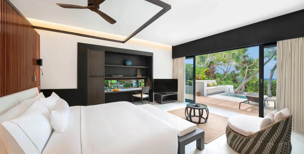 The Westin Maldives Miriandhoo Resort - photo 2