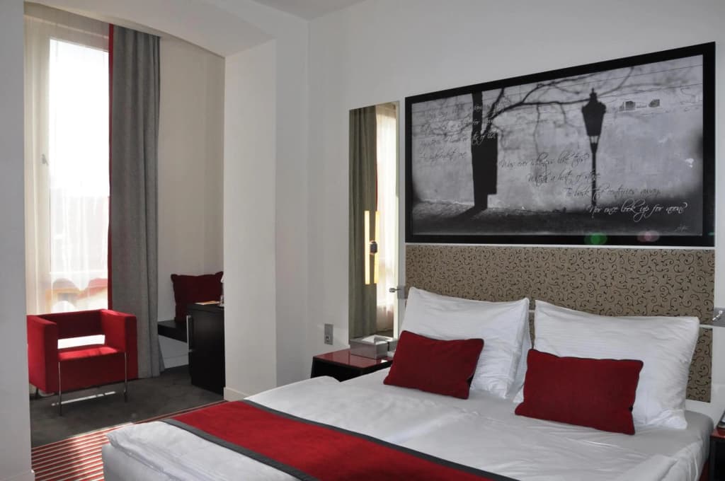 Red and Blue Design Hotel Prague - photo 6