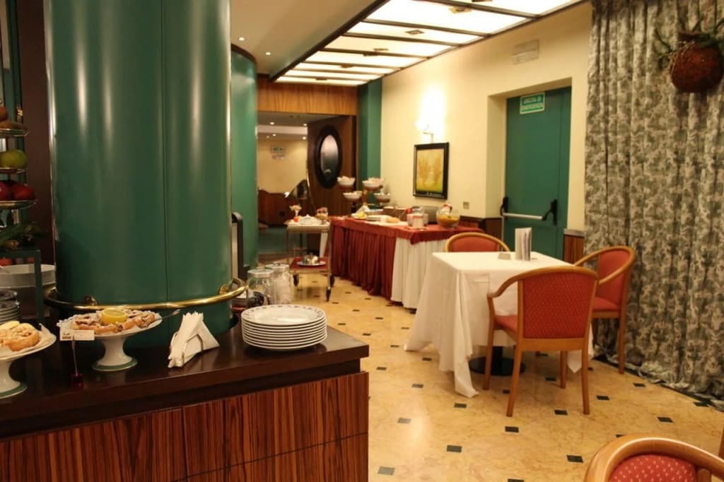 Hotel Carrobbio - photo 29