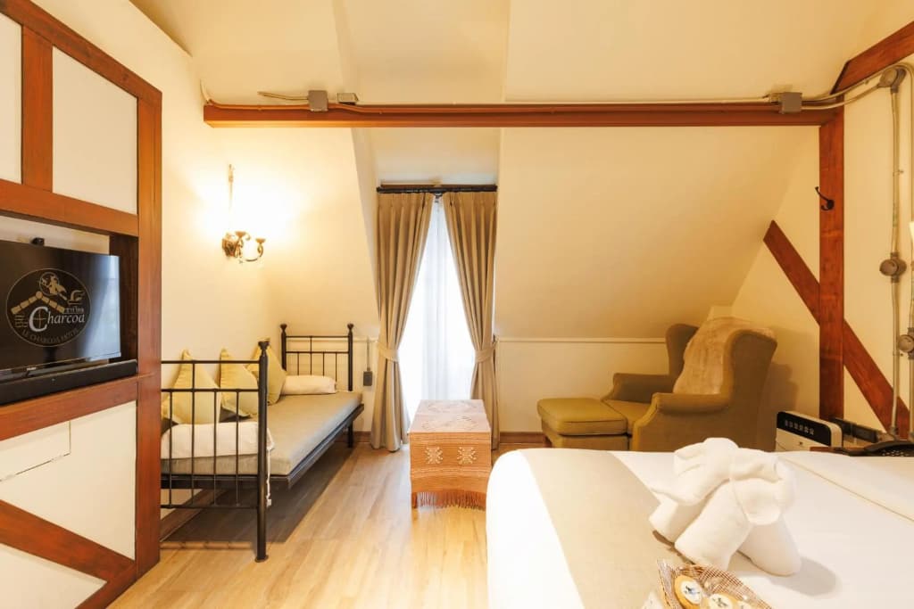 Le Charcoa Hotel - photo 48