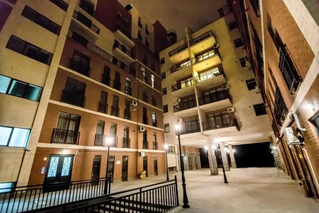 Modern Avlabari in Old Town - main photo