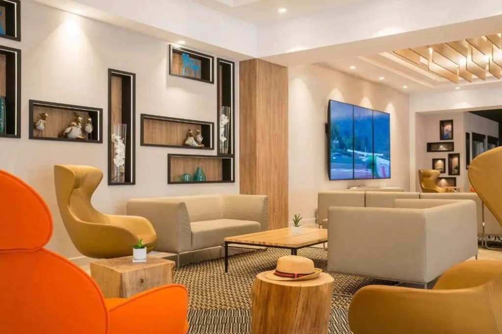Novotel Nice Arenas Aeroport - photo 2