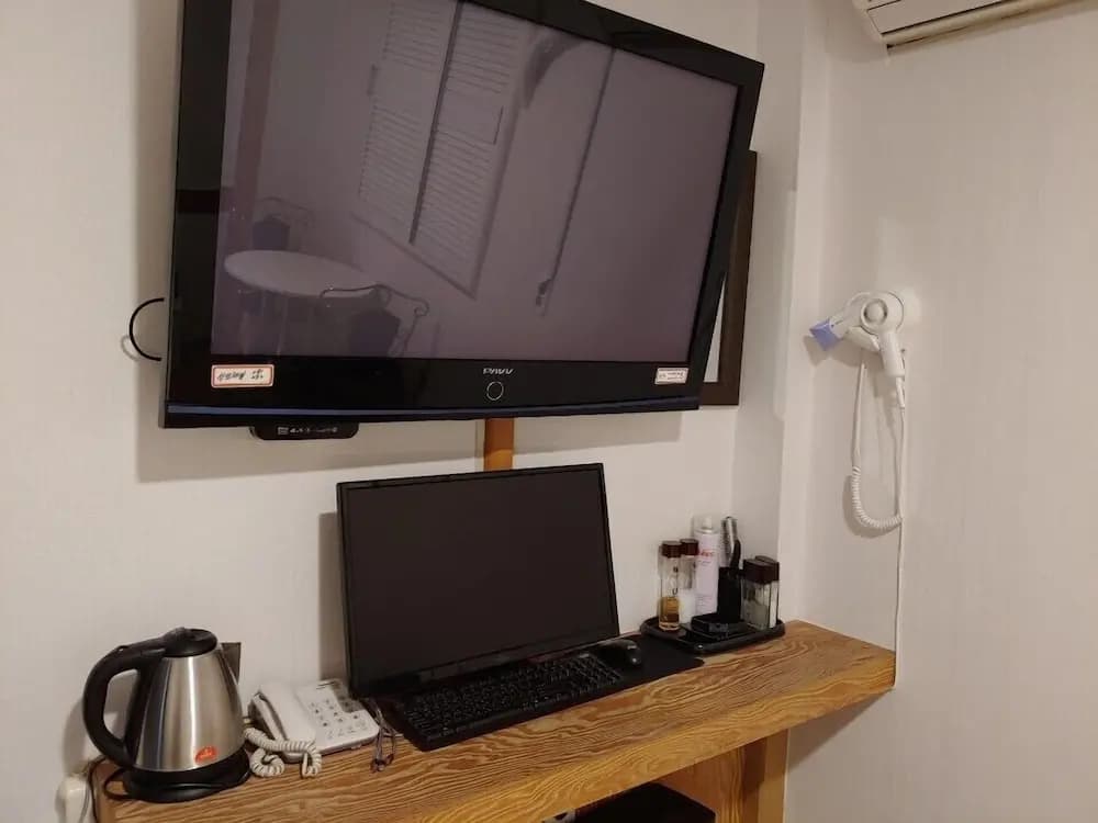 9 Motel - photo 8