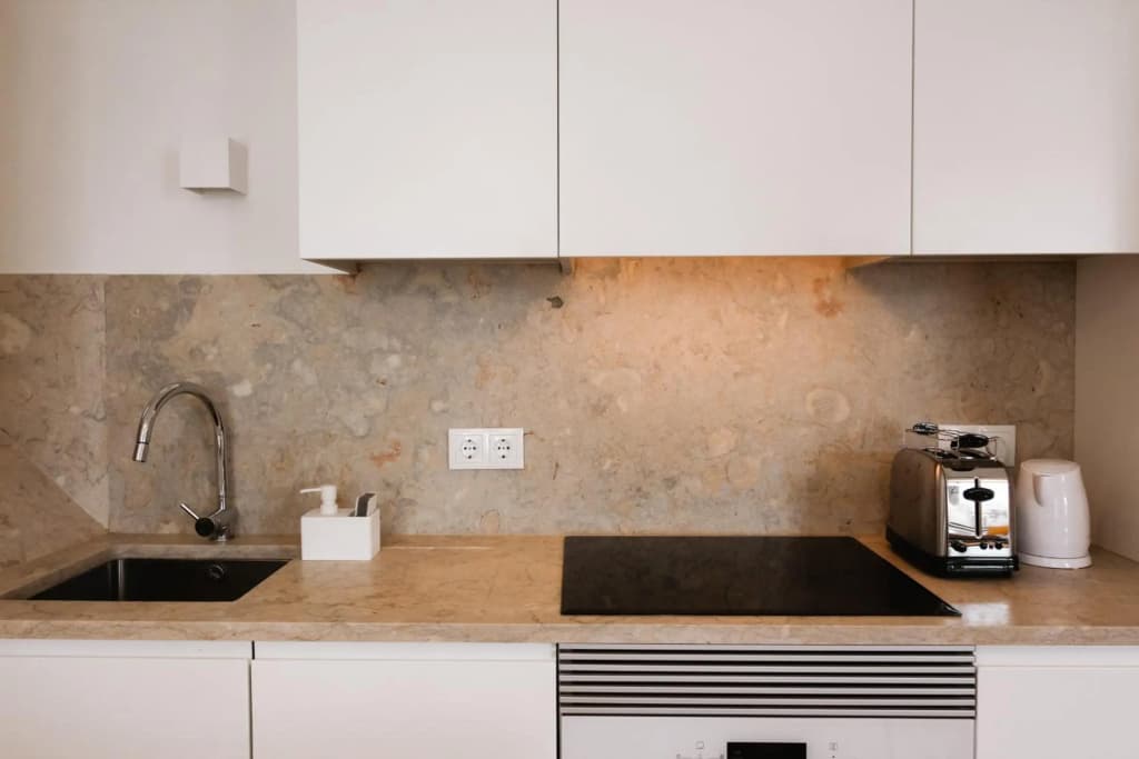 JOIVY Elegant 2BR Apt nearby tram 28E stop - Portas Sol - photo 1