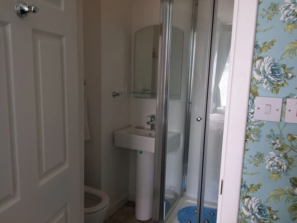 16 Pilrig Guest House - photo 8