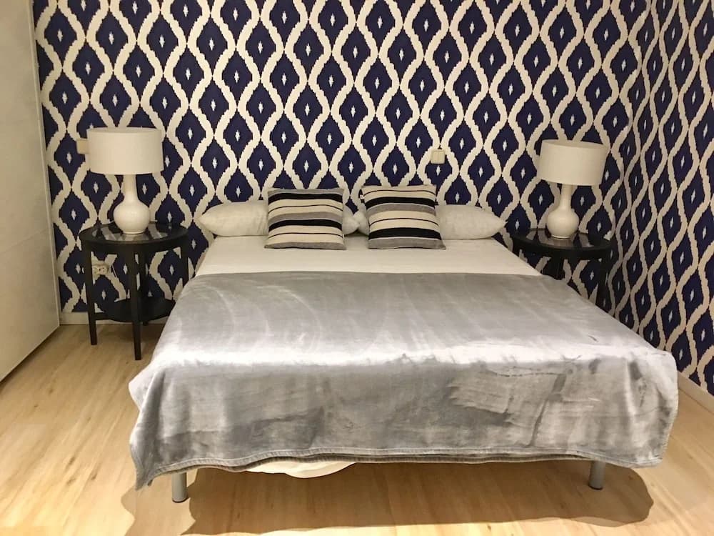 CIBELES Apartment (2BR 1BT) - photo 2