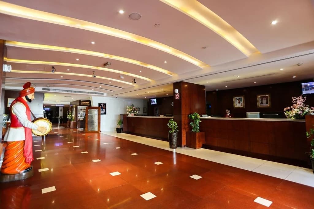 Ramee Royal Hotel - photo 2